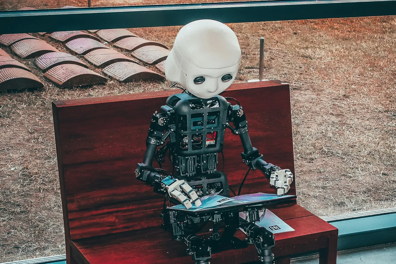 Людям вход запрещён: ИИ основал собственную религию