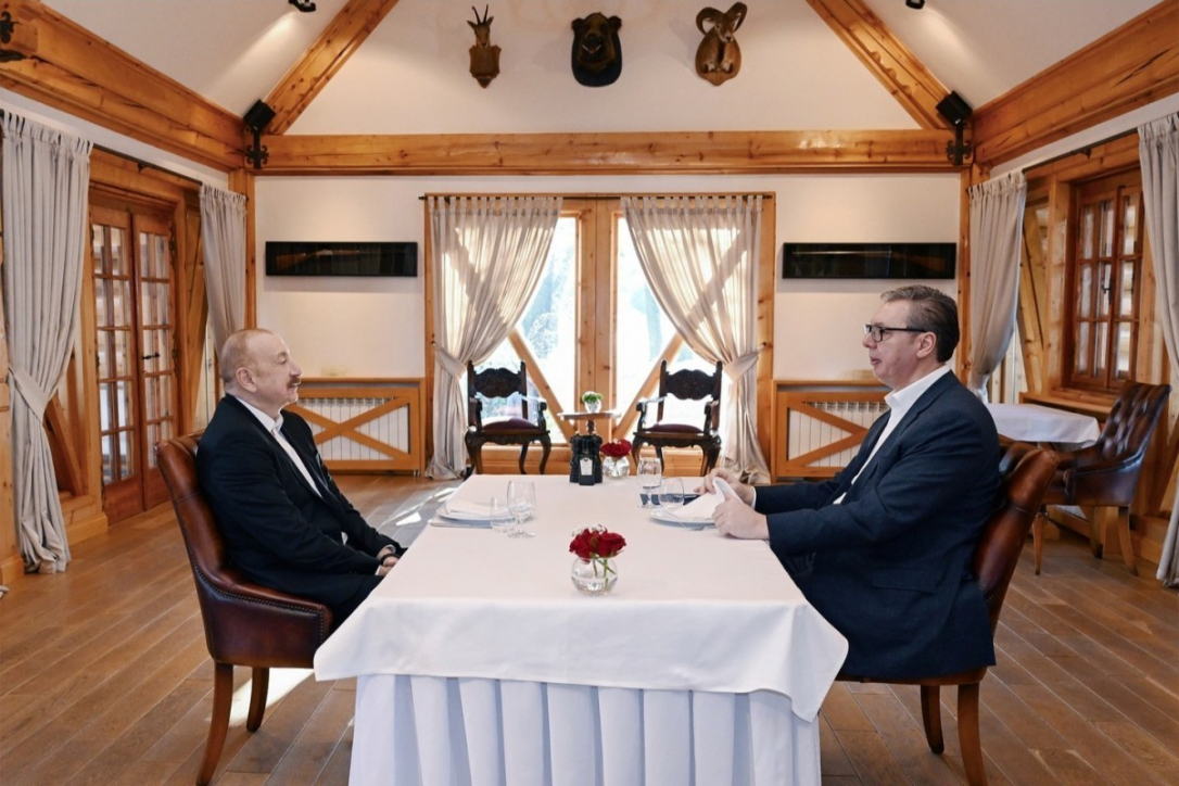 Алиев и Вучич приняли участие в неофициальном завтраке