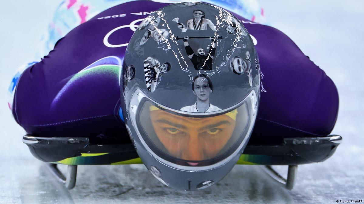 МОК дисквалифицировал украинского скелетониста из-за шлема на Олимпиаде-2026