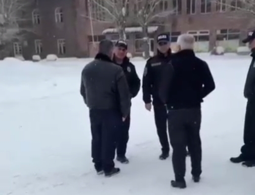 В СНБ Армении рассказали, как въехали азербайджанцы, записывающие ролики из Еревана