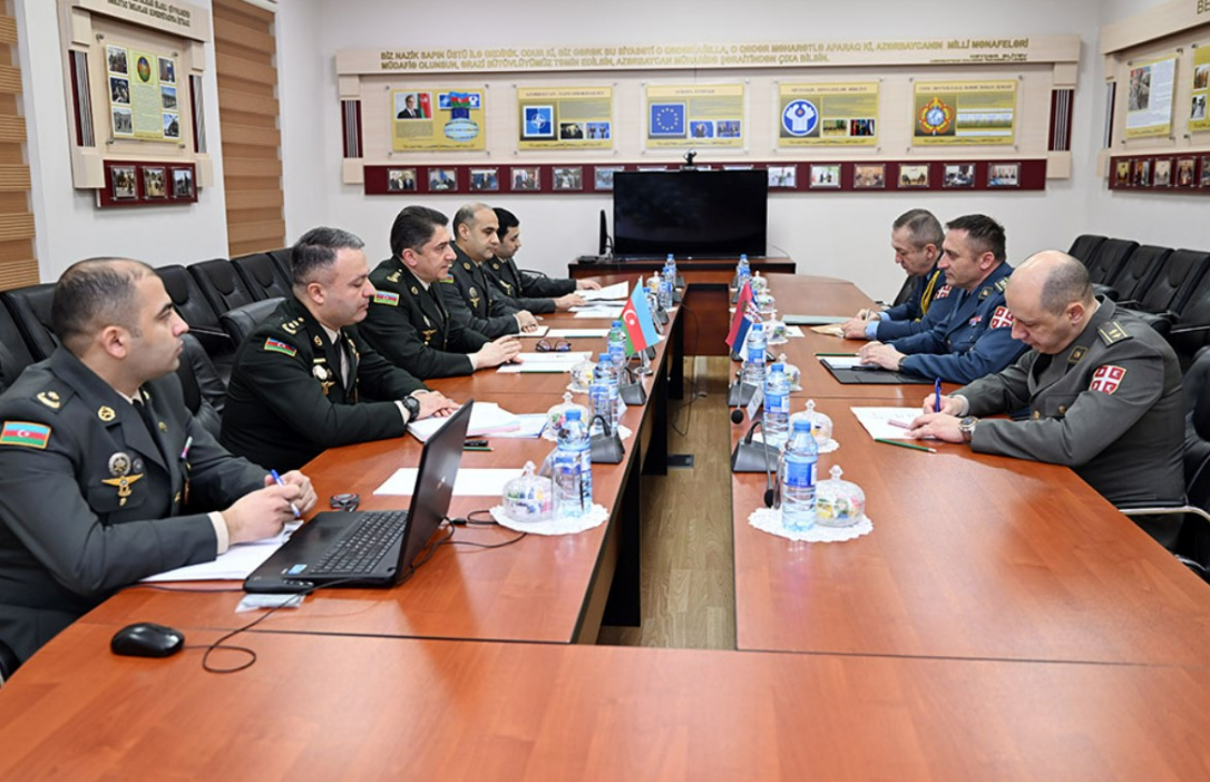 Азербайджан и Сербия укрепляют военные связи