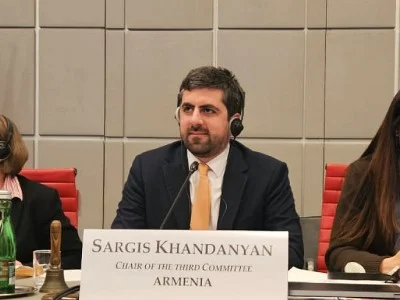 Ханданян: Настал момент подписать мирное соглашение с Азербайджаном без предусловий