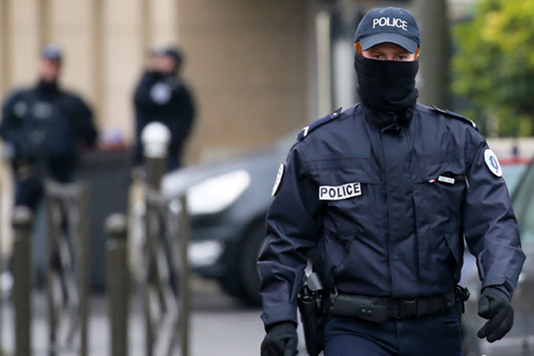 В салон красоты во Франции бросили гранату, пострадали шесть человек