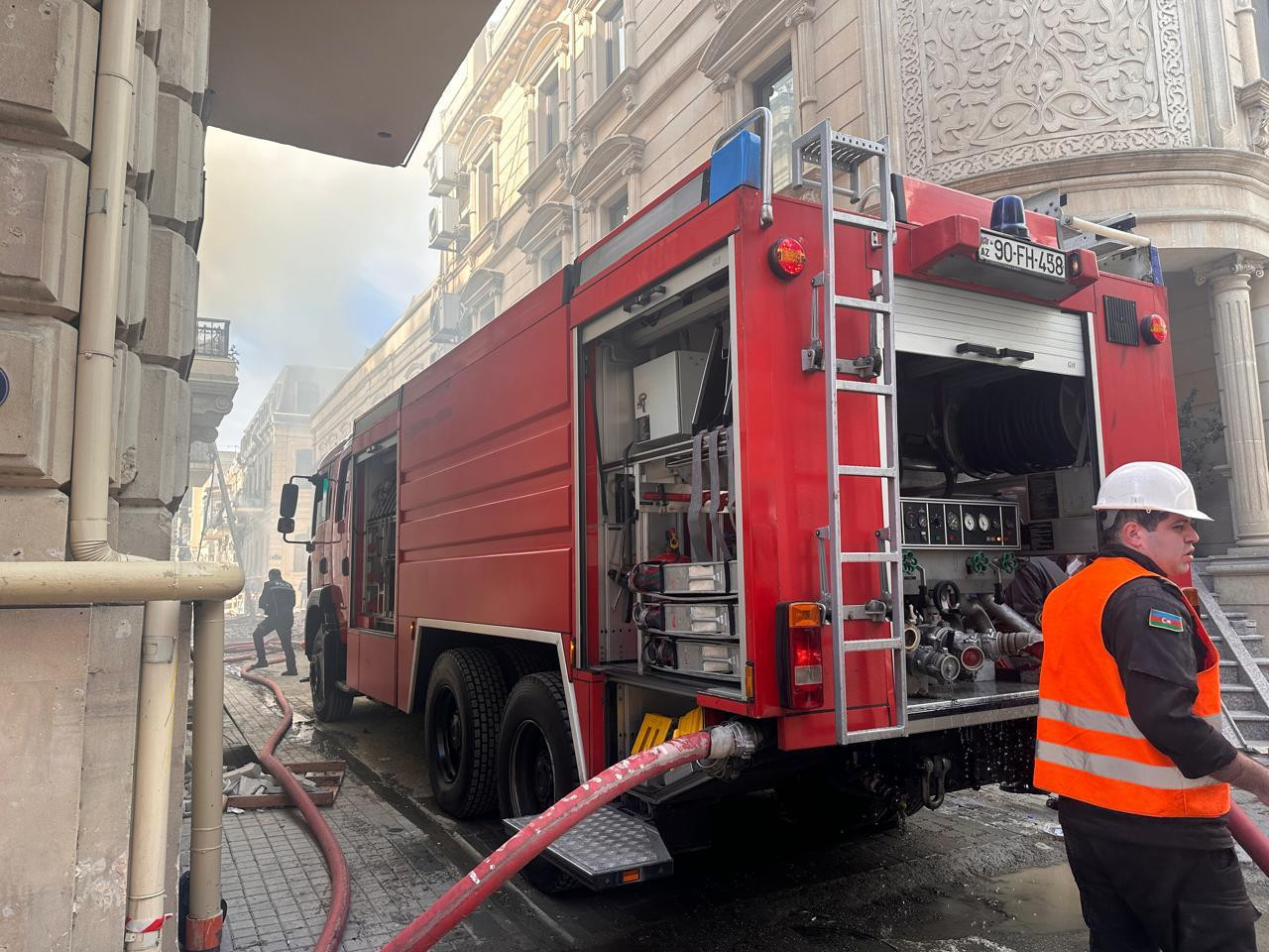 Пожар на "Торговой", пострадала женщина