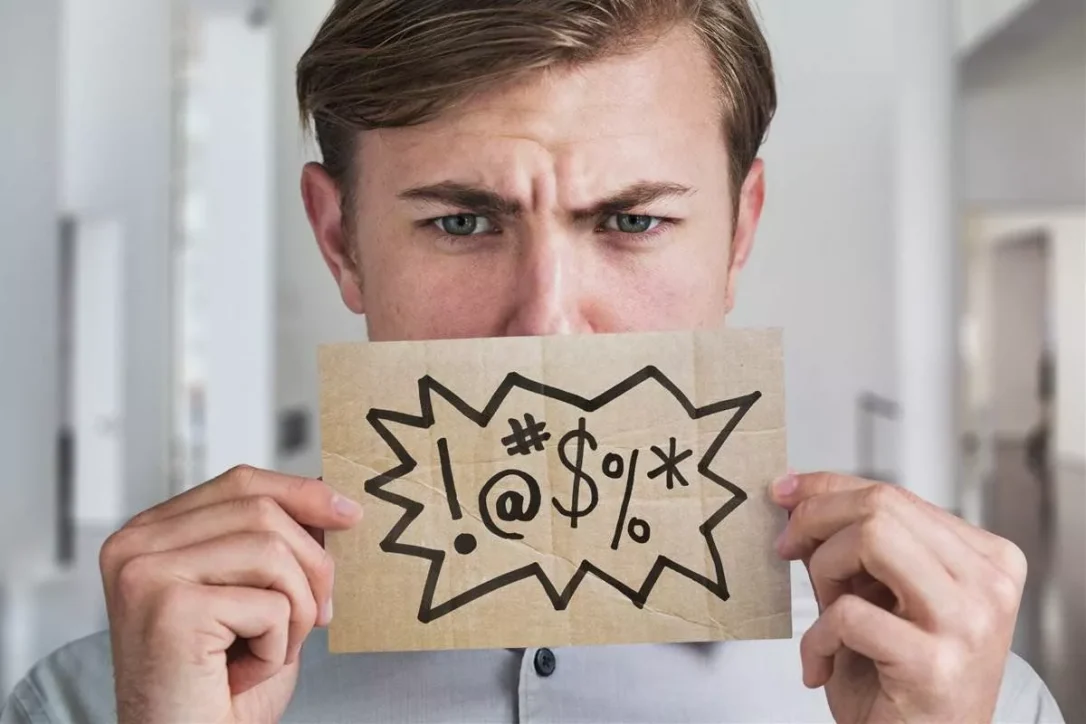 Жителей Узбекистана будут штрафовать и арестовывать за мат в соцсетях