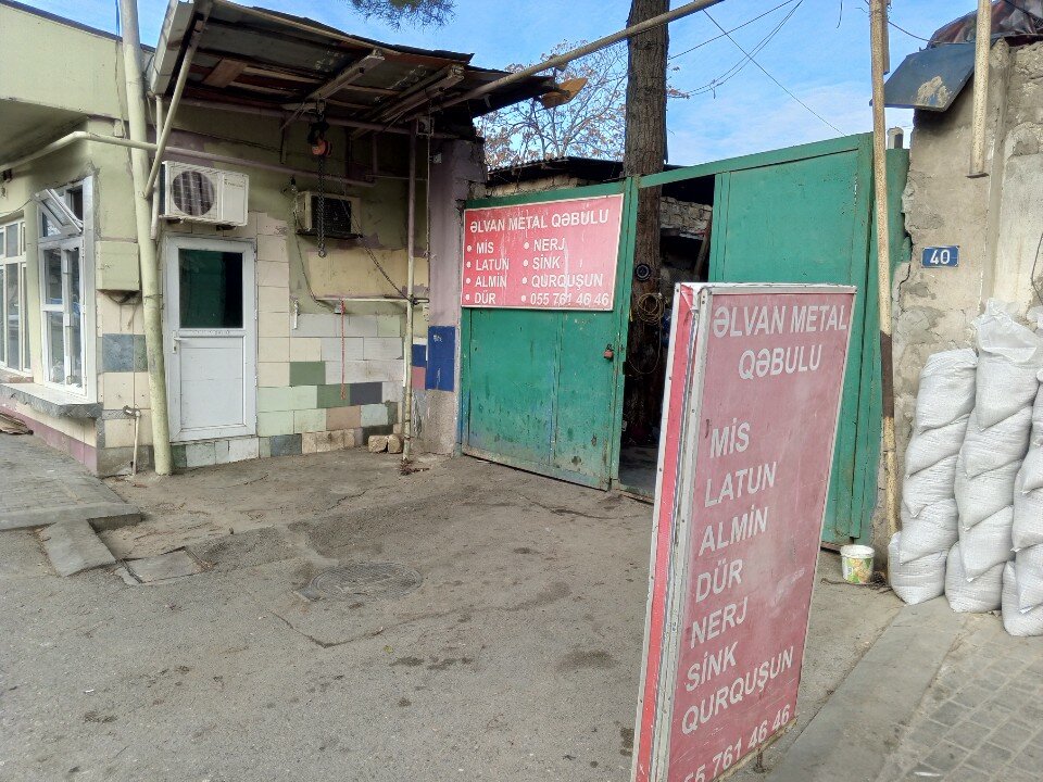 В Баку бывшие зеки воровали кабели и сдавали в металлолом