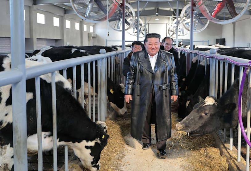 Ким Чен Ын обвинил чиновников в «пустословии»