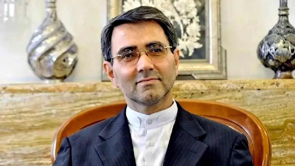 Два иранских дипломата запросили убежище в Европе