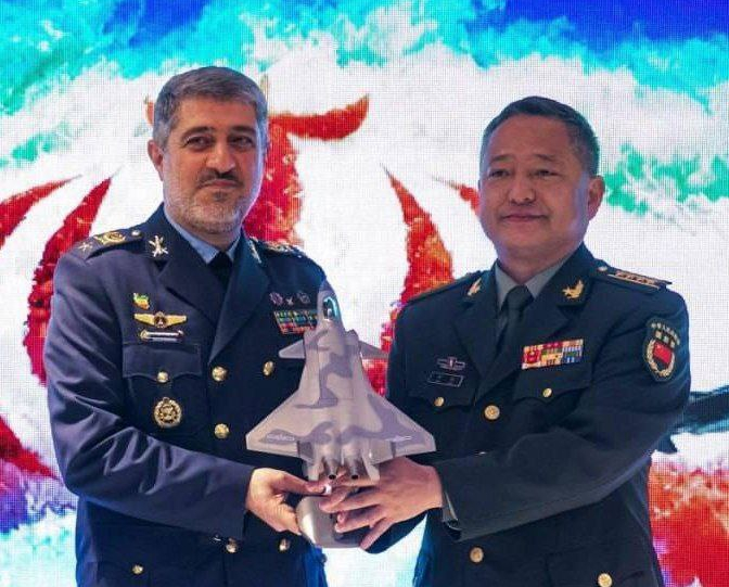 Иран может отказаться от Су-57Э в пользу китайских J-20