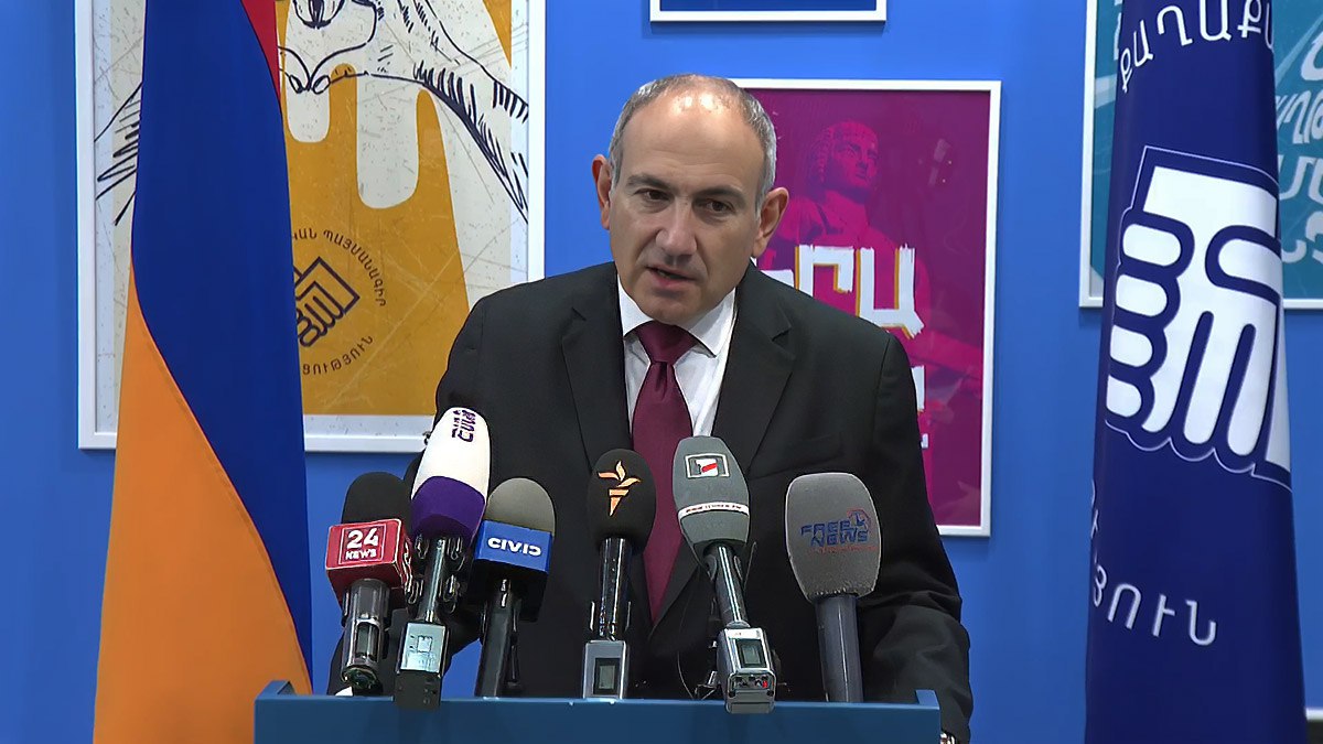 Пашинян хочет отобрать у России контроль над армянской железной дорогой