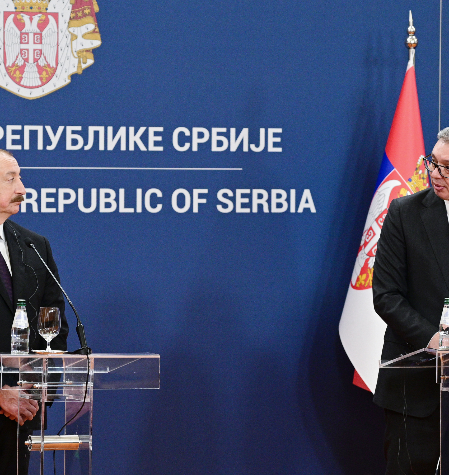 Алиев встретился с Вучичем, состоялся обмен документами между странами