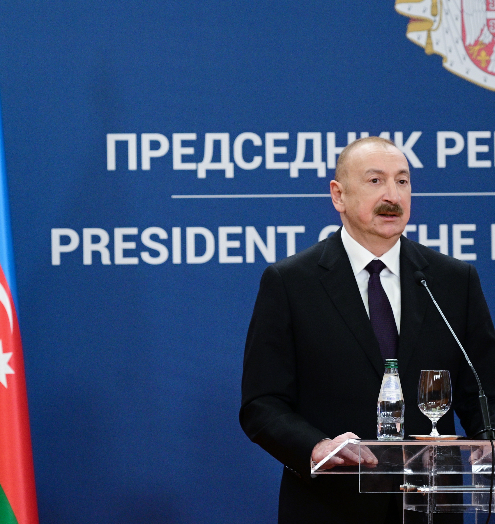 Алиев встретился с Вучичем, состоялся обмен документами между странами