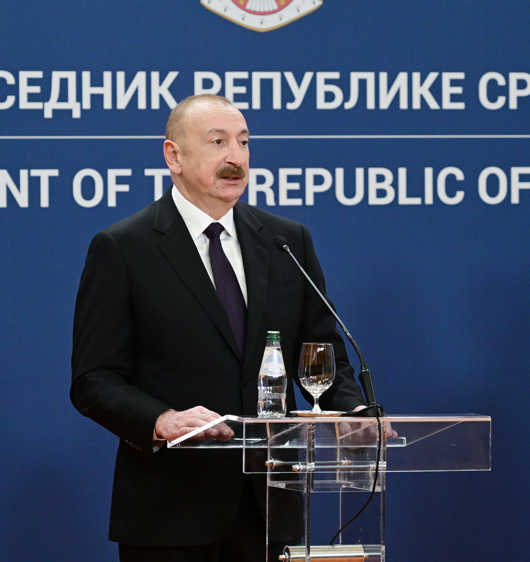 Алиев встретился с Вучичем, состоялся обмен документами между странами