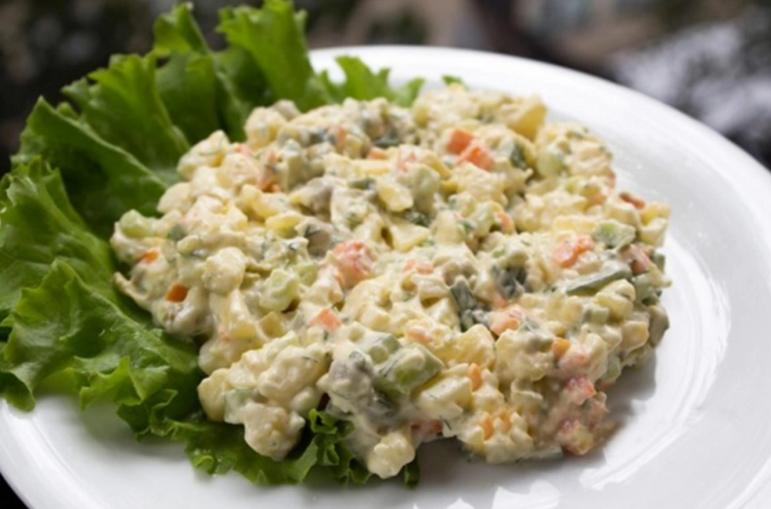 В Губе семейное застолье закончилось массовым отравлением столичным салатом