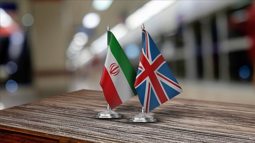 Британия эвакуировала своих дипломатов из Ирана