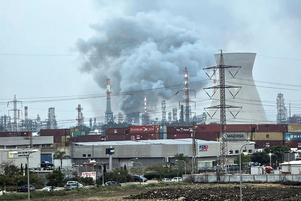 Иран атаковал нефтеперерабатывающий завод Хайфы