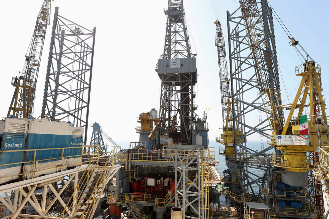 ОАЭ осудили удар Израиля по иранскому месторождению «Южный Парс»