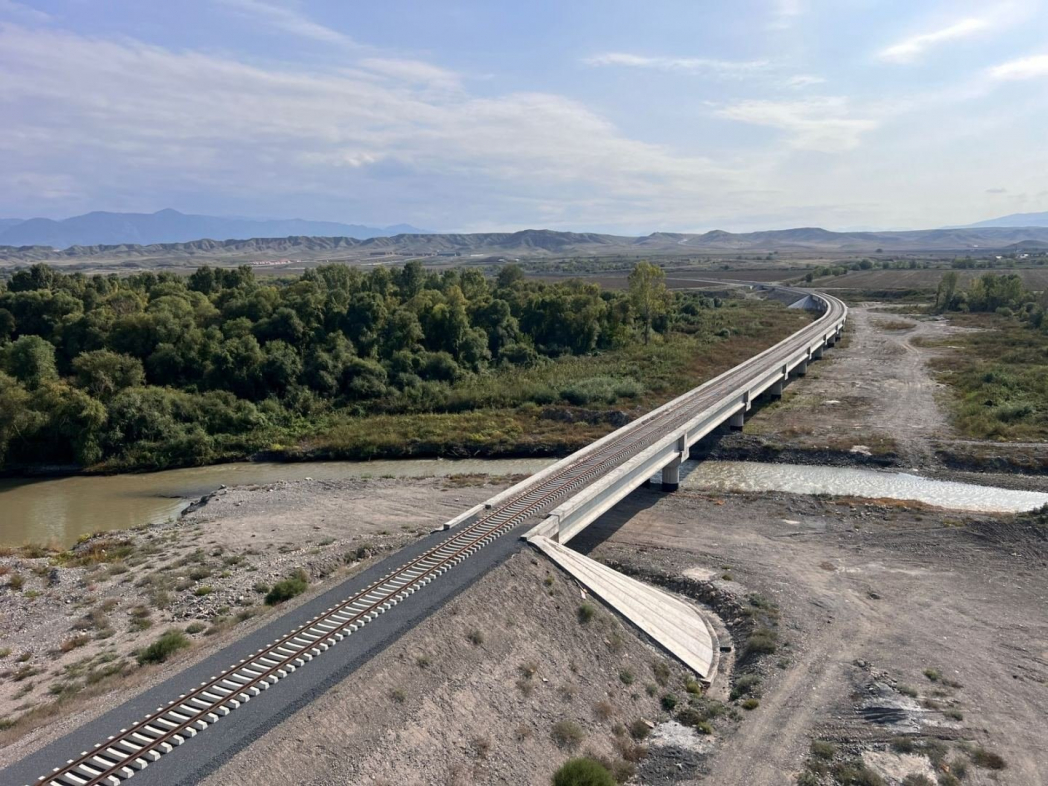 В Армении задержали троих за фото у моста Хакари на границе с Азербайджаном