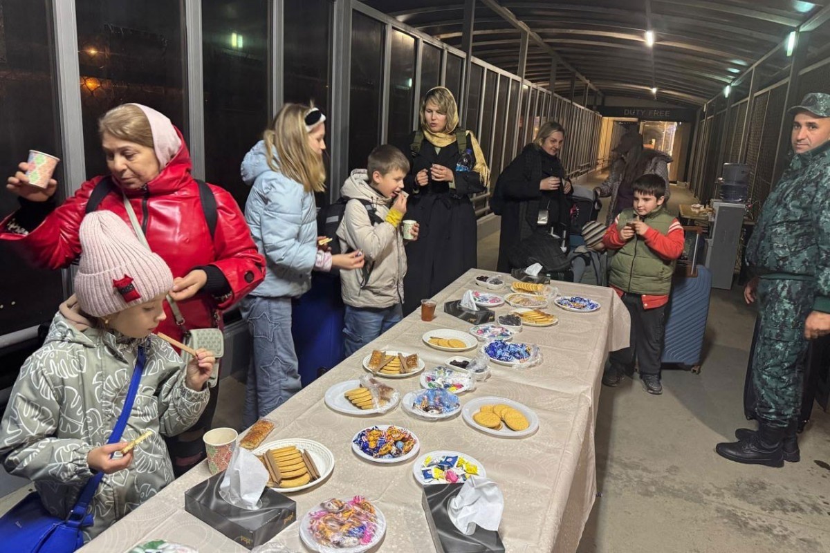 Названо число эвакуированных из Ирана через Азербайджан