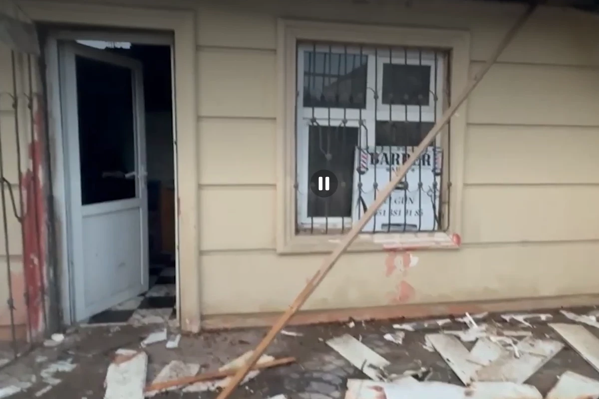 Взрыв на объекте в Баку: Есть пострадавший 2 Взрыв на объекте в Баку: Есть пострадавший