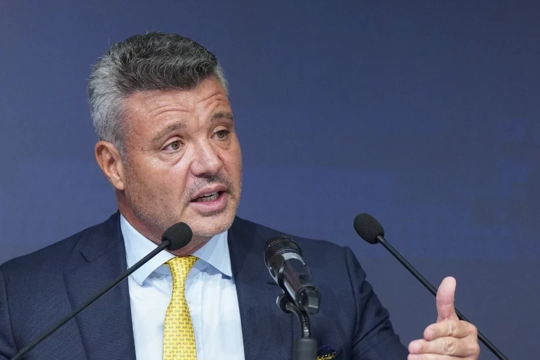 Президент «Фенербахче» попал в аварию