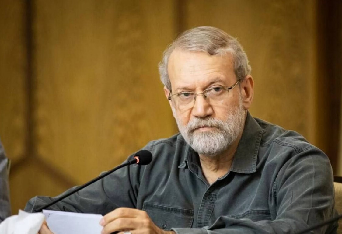 Лариджани ответил на угрозы Трампа: Иранский народ не боится