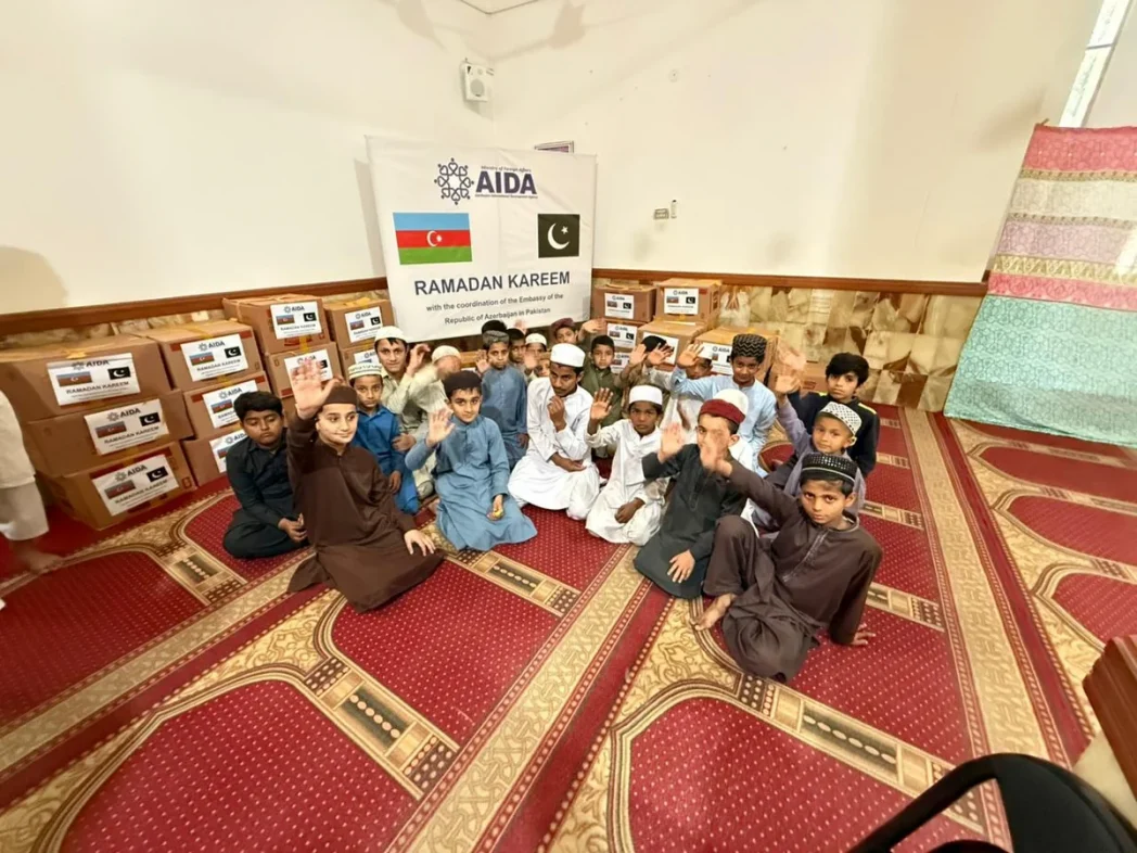 Азербайджанское агентство организовало ифтар в Пакистане