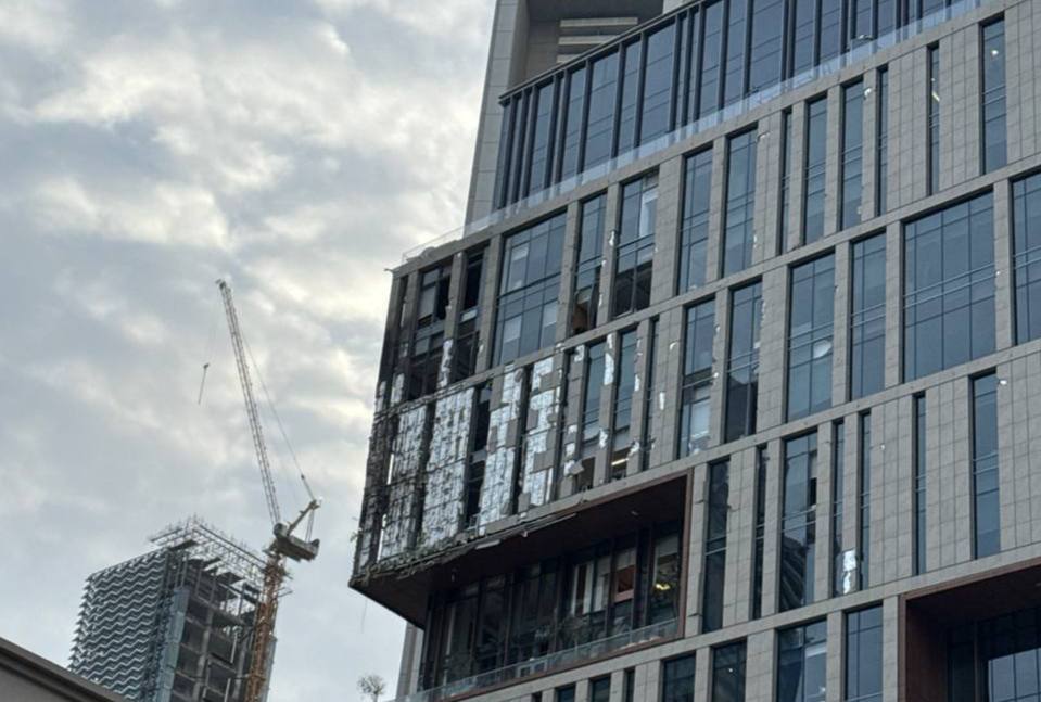 Иранский беспилотник атаковал финансовый центр Дубая