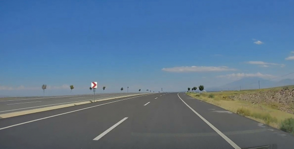 Для перевозки пассажиров между Нахчываном и Игдыром выделен бесплатный транспорт