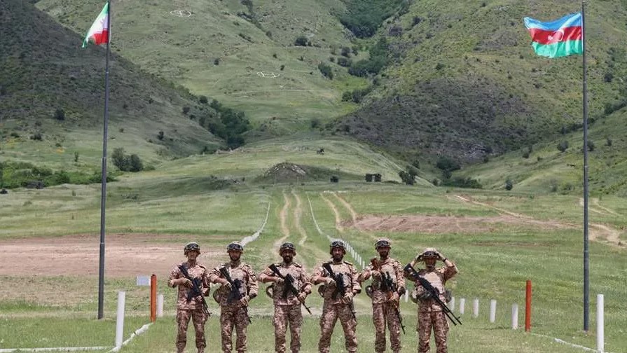 Удачная ставка Баку на безопасность: как политика закрытых границ защитила Азербайджан