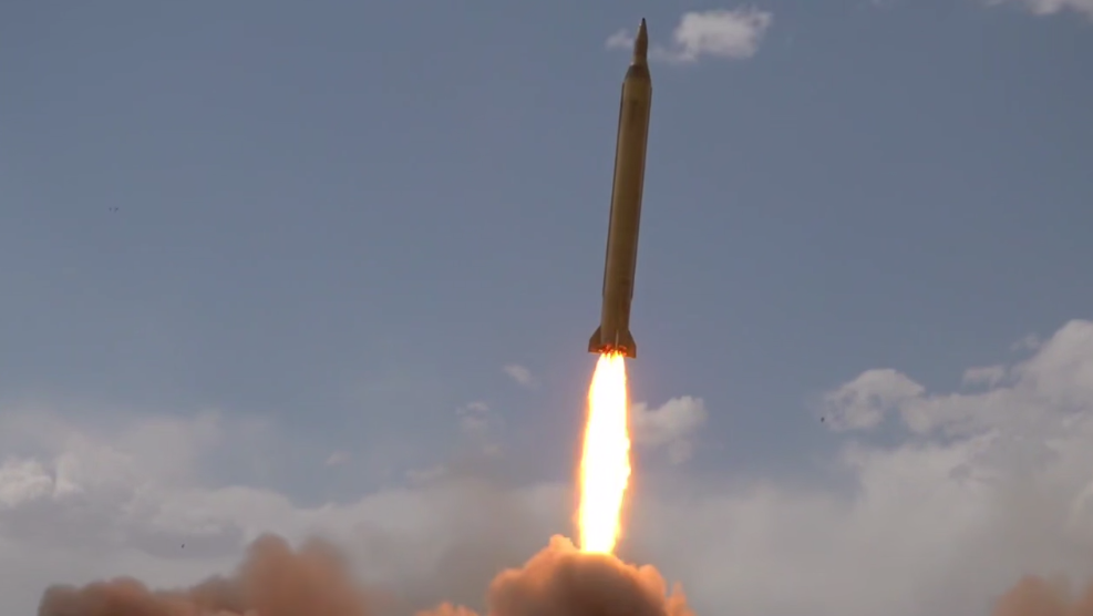 Иран запустил ракеты по Израилю и объектам США 2 Иран запустил ракеты по Израилю и объектам США