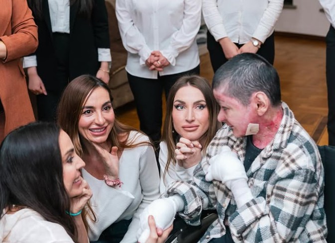 Лейла Алиева, Арзу Алиева и Алёна Алиева посетили Центр поддержки жизни