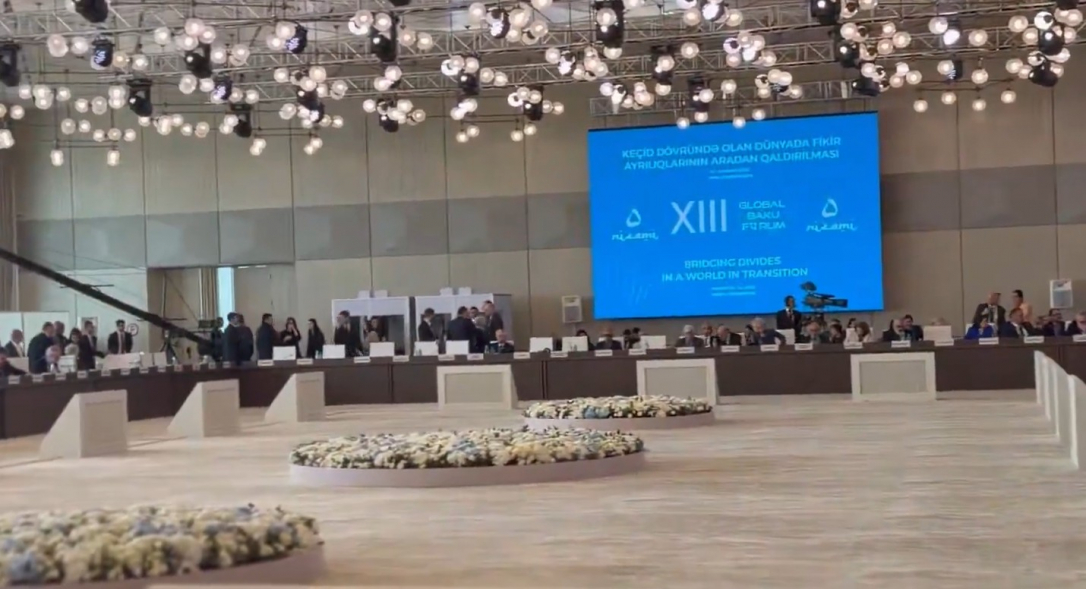 Хикмет Гаджиев: Азербайджан укрепляет статус дипломатического центра региона