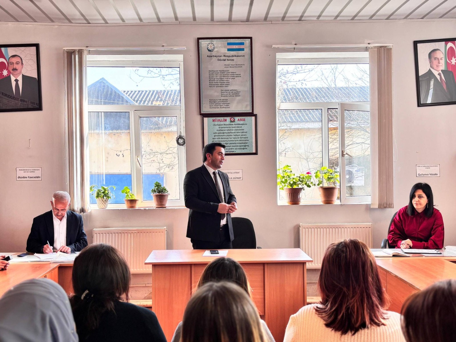 Молодой директор лянкяранской школы ломает стереотипы