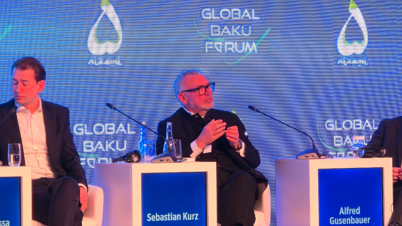 Федеральный канцлер Австрии: Государства не должны выступать в роли судей друг для друга