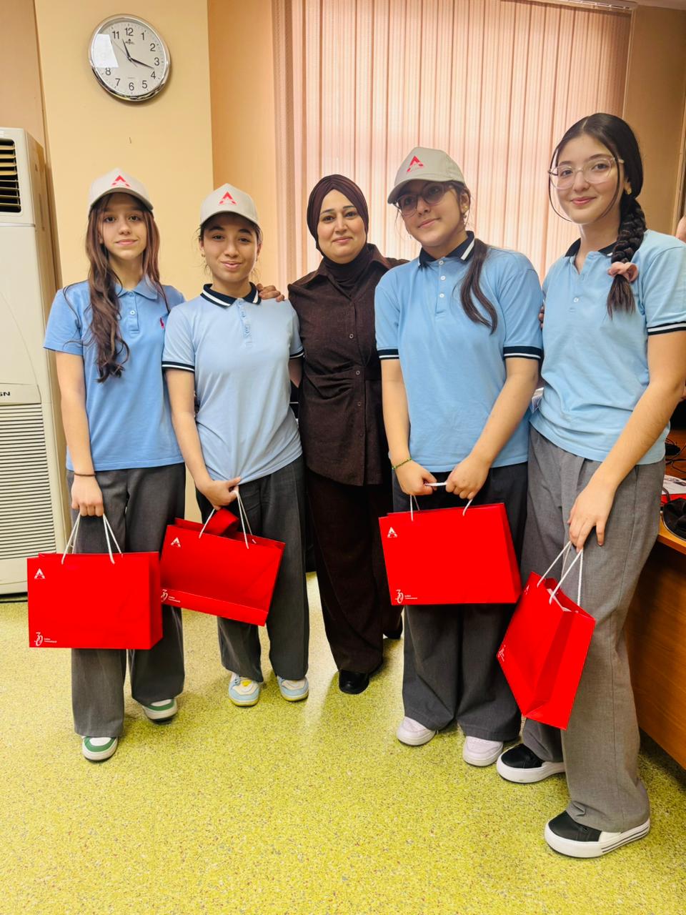 Обучающее мероприятие для школьников от страховой компании А-Qroup