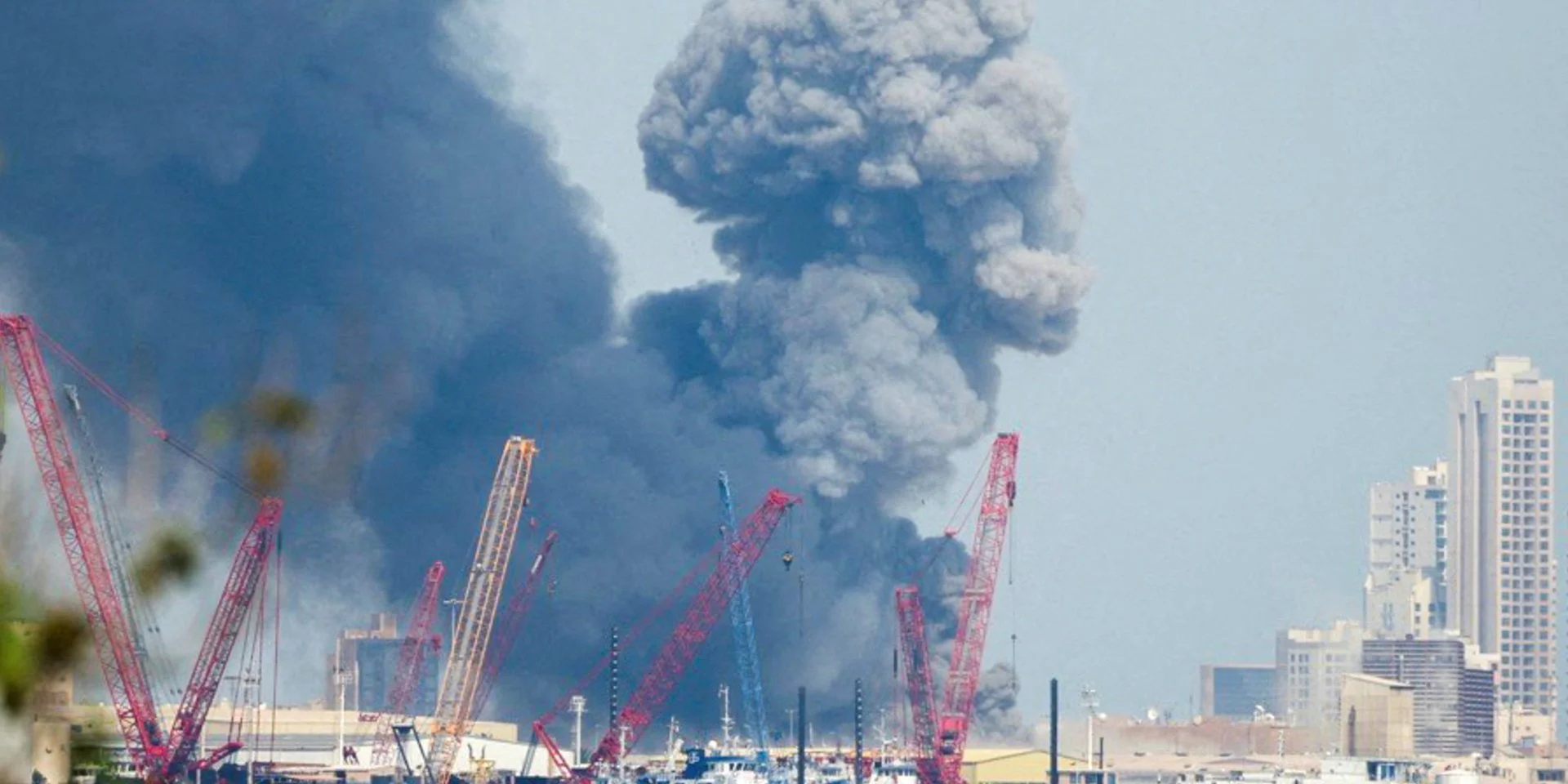 Иран атаковал базу США близ аэропорта Багдада 3 Иран атаковал базу США близ аэропорта Багдада