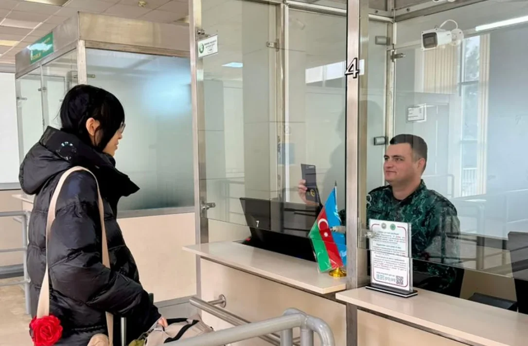 В Азербайджан из Ирана эвакуированы почти 3 тыс. человек