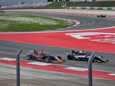 Азербайджанский пилот прошёл тесты Формулы-4