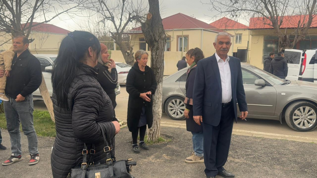 Очередная группа переселенцев в Ходжавенде