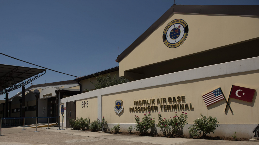 В Турции опровергли атаку на базу ВВС Инджирлик