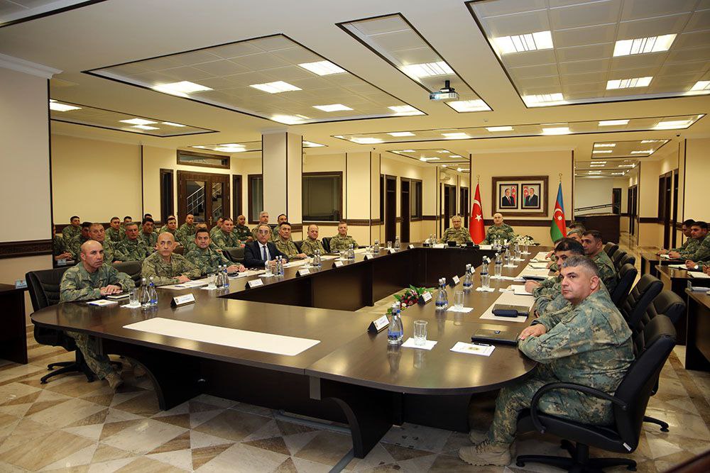 Турецкий генерал: Турция готова оказать любую военную помощь Азербайджану