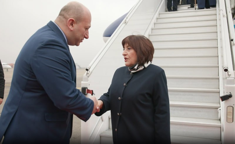 Делегация Азербайджана прибыла на похороны патриарха Илии II