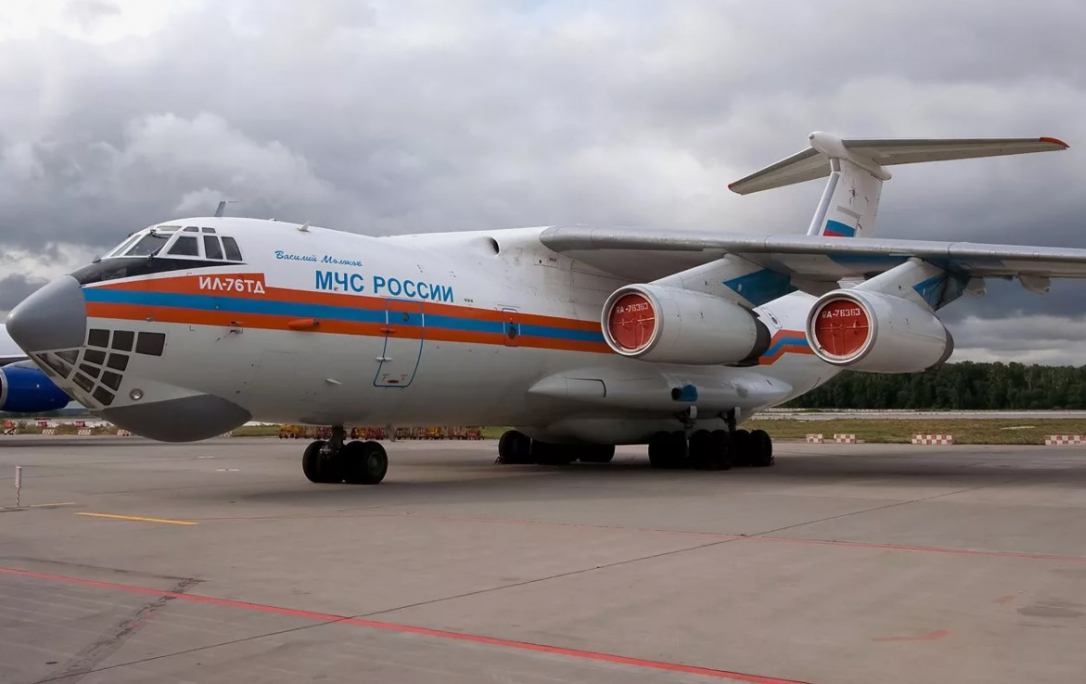 Российский самолет с гумпомощью для Ирана приземлился в Лянкяране