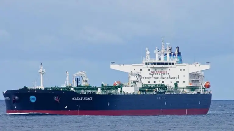 Греческий танкер подвергся атаке в Черном море