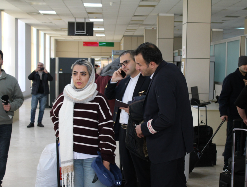 Иранские пилоты и члены экипажа вернулись на родину через Азербайджан 1 Иранские пилоты и члены экипажа вернулись на родину через Азербайджан