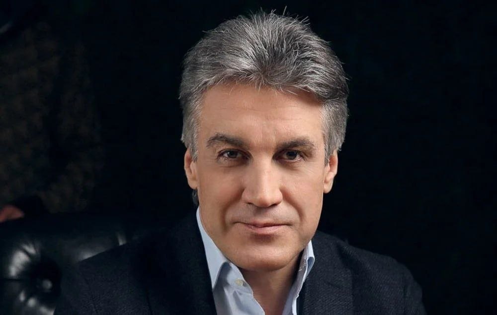 Умер известный российский телеведущий