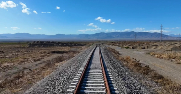 Строительство ж/д линии Агдам-Ханкенди подходит к концу