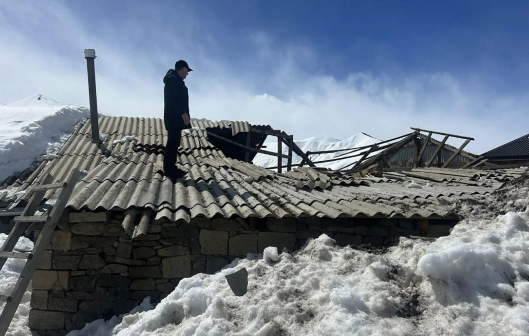 В Дагестане из-за таяния снега повреждены десятки домов