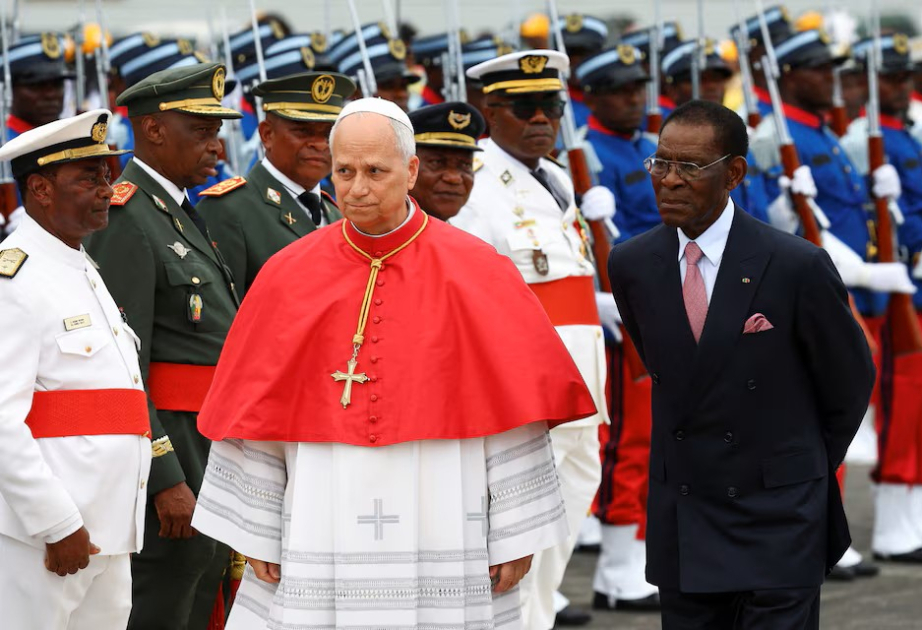 Папа Римский предупредил мир